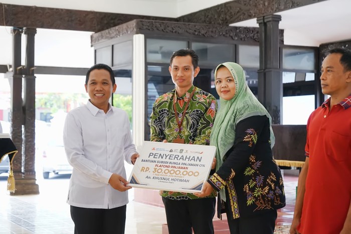 Lumajang wisata tempat daftar populer Usaha yang menjanjikan di Kunir Kab. Lumajang, Jawa Timur