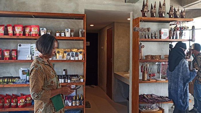 Peluang Usaha di Pangururan Kabupaten Samosir, Sumatera Utara Menjelajahi Potensi Wisata dan Kebutuhan Lokal